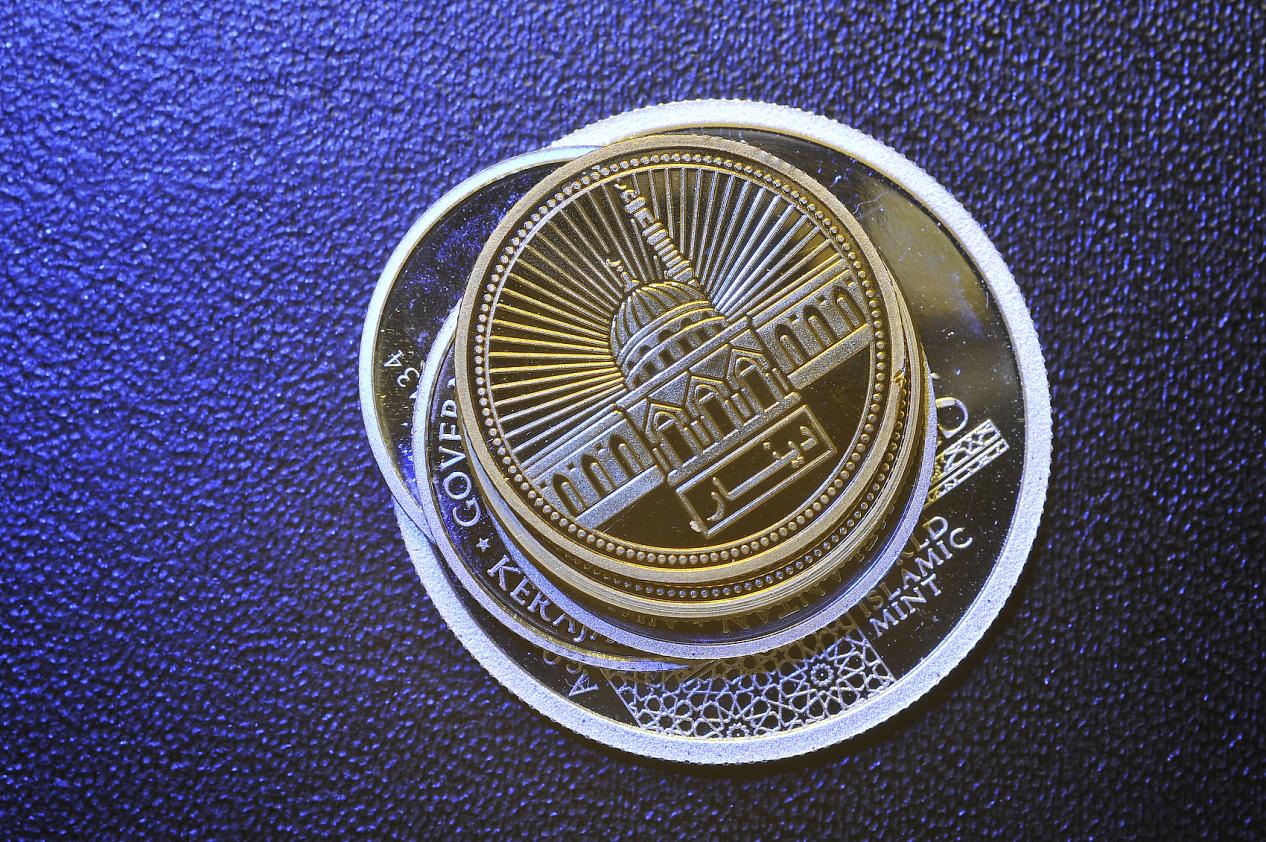 贵金属交易中的“品种性格”：黄金与白银为何不能用同一套参数